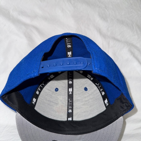 New Era Toronto Boue Jays Blue and Gray Snapback Cap - Picture 6 of 6